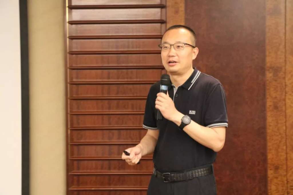 https://mmbiz.qpic.cn/mmbiz_jpg/Yic8TXIicNURh00ezrcibIdha66ibYibRd8j4YDRnocGZfibiaUesdmQDwkcy1oPCu8YJRJzicDLYVXwkF7MBEep73ebrA/640?wx_fmt=jpeg&wxfrom=5&wx_lazy=1&wx_co=1