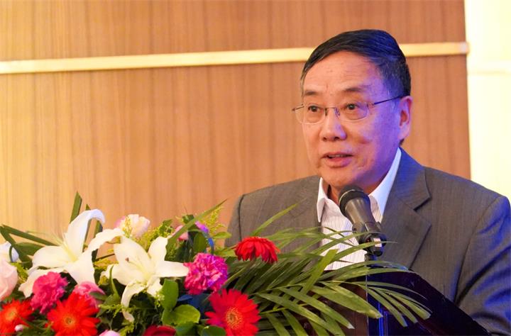 04(中国印工协理事长徐建国致辞).jpg